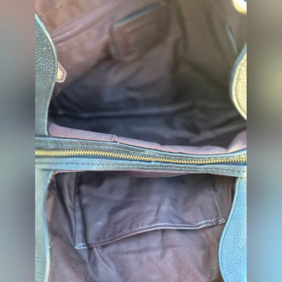 Coach Dalton 31 Black Pebbled Leather Bag - Picture 11 of 12